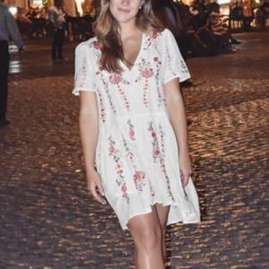 Embroidered Zara dress (off white)